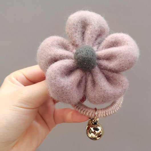 Estuche Redondo de Cuero Sintético Afelpado con Diseño de Flor - Image 14