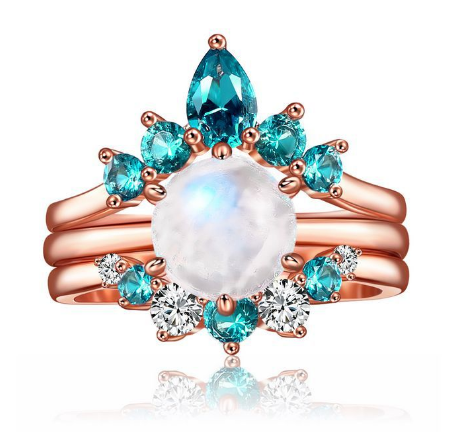 Anillo Temperamento Reina Corona con Triple Encaje