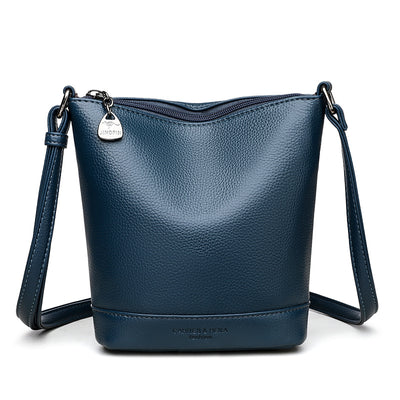 Bolso Crossbody de Cuero Premium para Mamá - Espacioso y Elegante - Image 8
