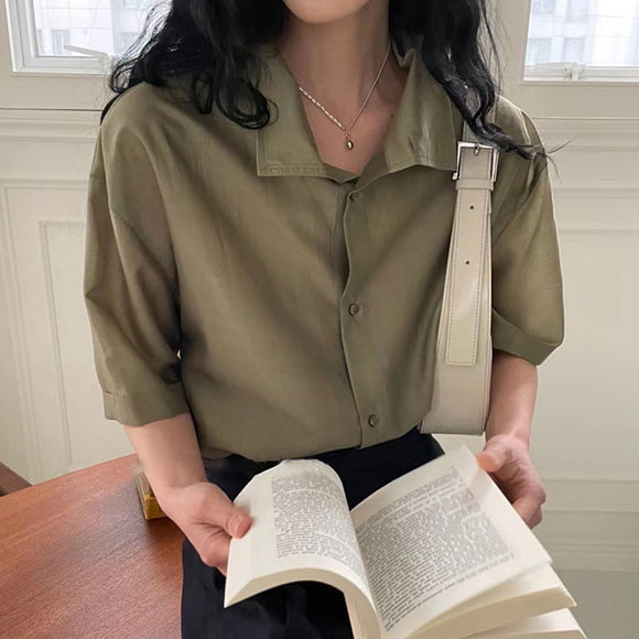 Camisa Retrô Clássica de Manga Curta Feminina - Estilo Executivo