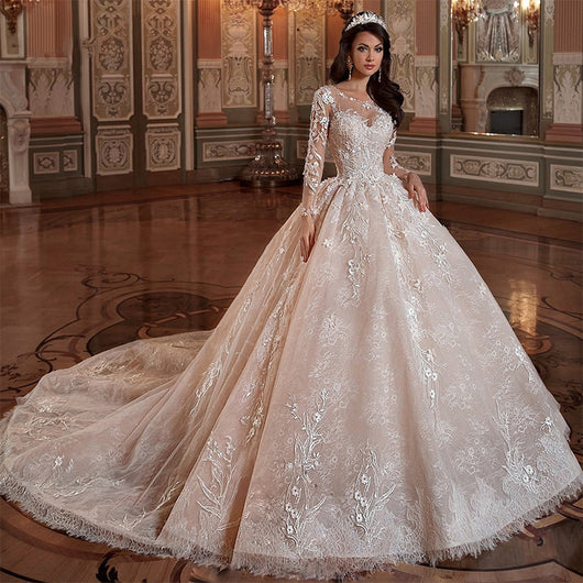 Vestido de Novia Blanco Escotado Espalda Descubierta con Cola - Image 8