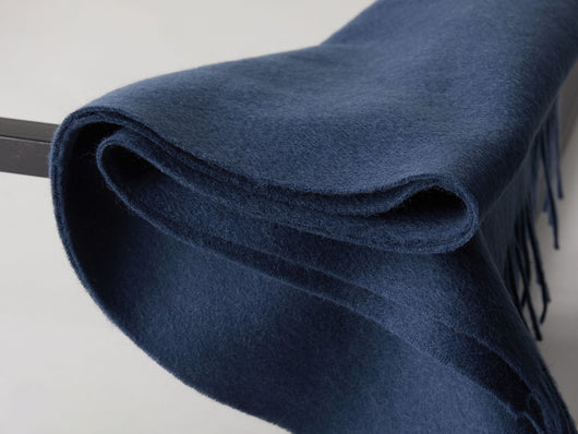 Bufanda de Cachemira Cálida en Colores Lisos para Mujer - Image 2