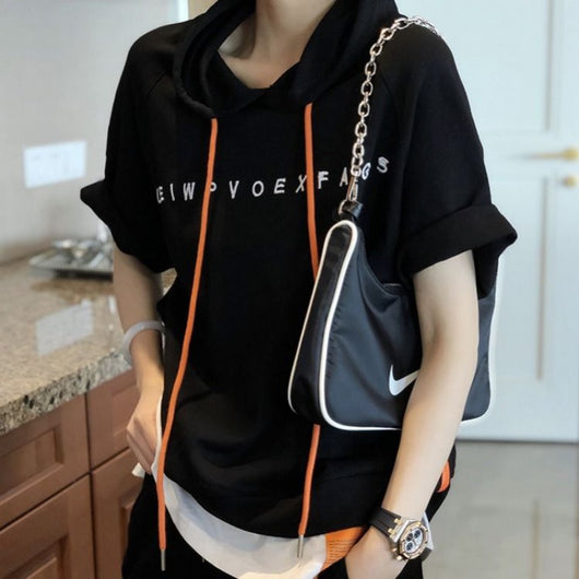 Playera Suelta con Capucha y Mangas Cortas para Mujer - Image 10