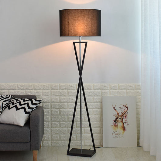 Lámpara de Pie Minimalista con Mesa para Sofá - Image 48