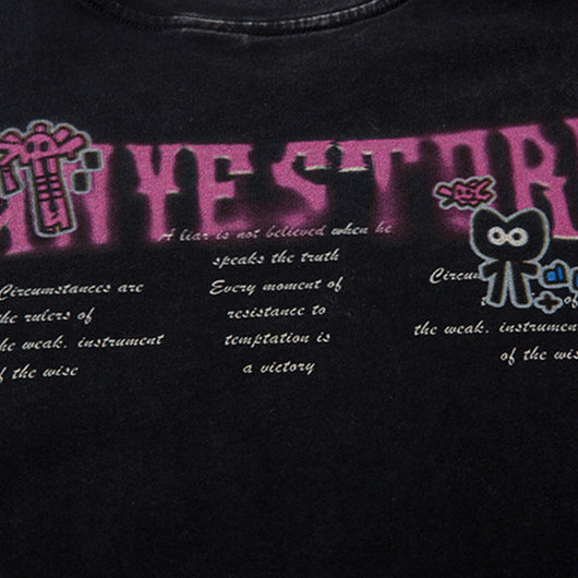 Playera Estampada Anime Efecto Desgastado para Hombre - Image 4