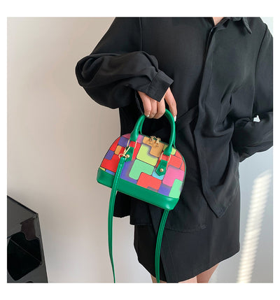 Bolso Shell con Costuras en Contraste - Diseño Moderno y Versátil - Image 17