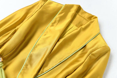 Conjunto Elegante de Abrigo y Pantalón para Mujer - Image 9