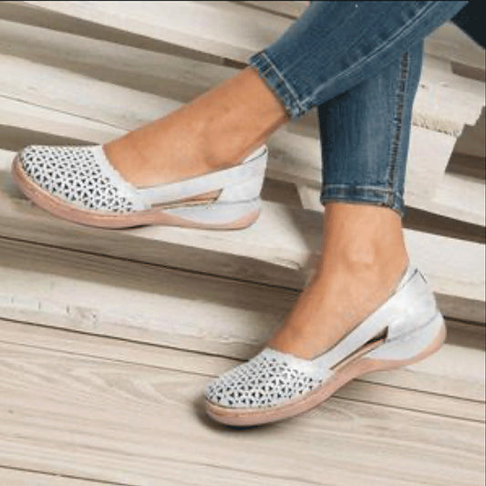 Sandalias Planas Cómodas con Diseño Calado para Mujer Tallas Grandes