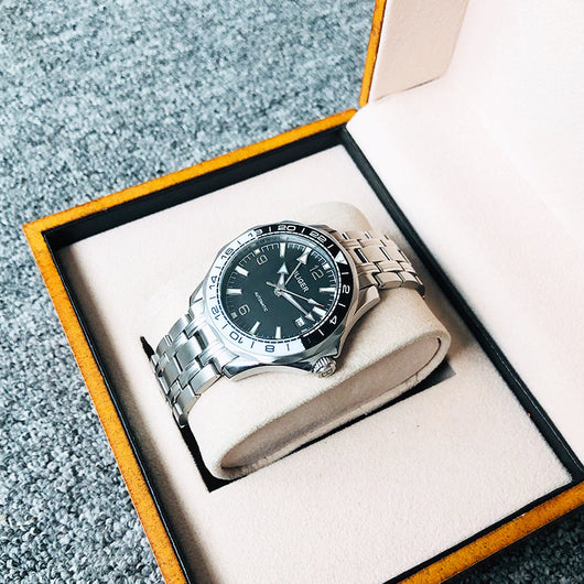 Reloj deportivo para hombre con esfera luminosa y correa de acero - Image 8