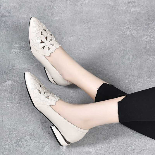 Sandalias Laborales Huecas Bordadas de Lujo con Tacón Bajo - Image 8