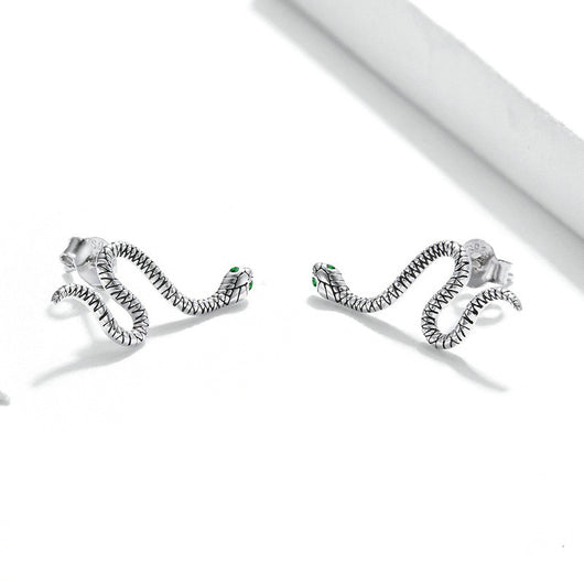 Aretes de Plata con Textura Serpiente y Signo Zodiacal Personalizados - Image 8