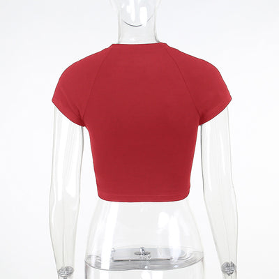 Crop Top Estilo Hong Kong con Lentejuelas y Letras - Ajustado y Casual - Image 39