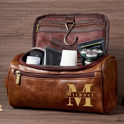 Bolsa de Viaje Personalizada Premium para Hombre - Regalo Aniversario - Image 3
