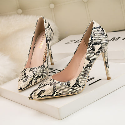 Tacones Altos Puntiagudos con Patrón Serpiente para Noche - Image 3