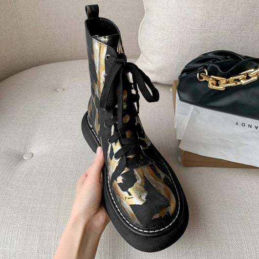 Botas Martin de Plataforma con Estampado en Cuero Genuino - Estilo Nicho Exclusivo - Image 15
