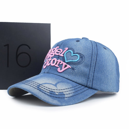 Gorra Deportiva para Mujer con Bordado de Letras - Image 4