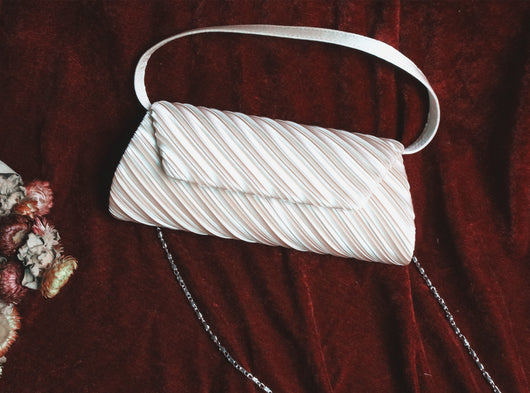 Bolso Vintage Crossbody con Cadena de Perforación y Asa de Mano - Image 18
