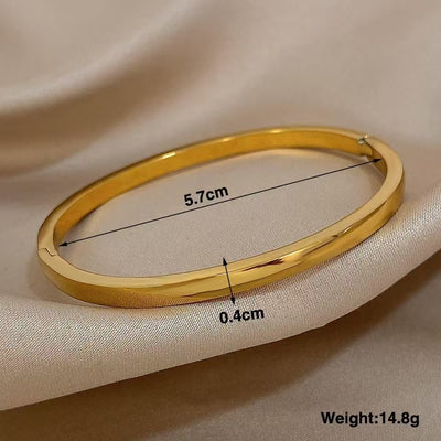Pulsera Oval Curva Brillante en Acabado Sólido - Image 6