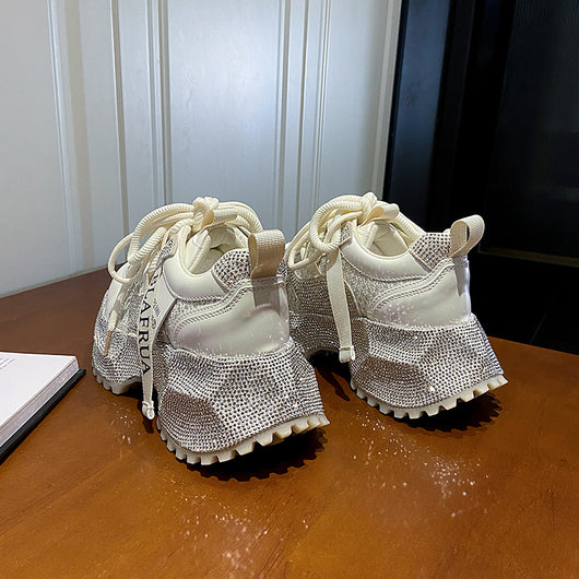 Tenis Deportivos Brillantes con Lentejuelas, Diseño Plateado y Rojo con Cristales - Image 38