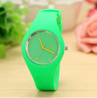 Reloj Minimalista Unisex Crema - Diseño Ultrafino y Elegante - Image 3