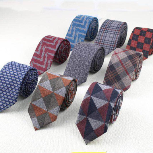 Corbata Ultra Angosta de Lana para Hombre - Elegancia Sofisticada
