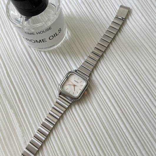 Reloj de Mujer con Correa de Bambú Plateado - Image 3