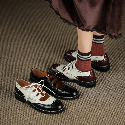 Mocasines Retro Franceses para Mujer con Cordones y Cuero Charolado Tallado - Image 8