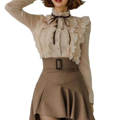 Conjunto Elegante Dos Piezas: Blusa de Encaje Cuello Alto con Falda Volantes - Image 7