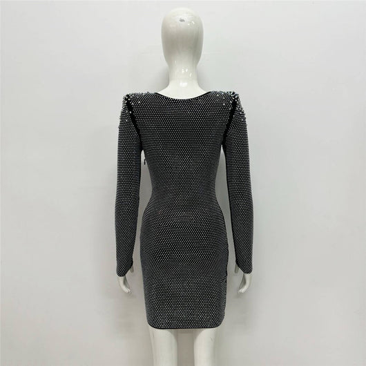 Vestido Ajustado con Strass y Diseño Cruzado - Image 3