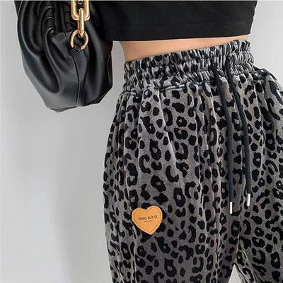 Pantalones Harlem Leopardo Sueltos - Leggings Deportivos Modernos - Image 11