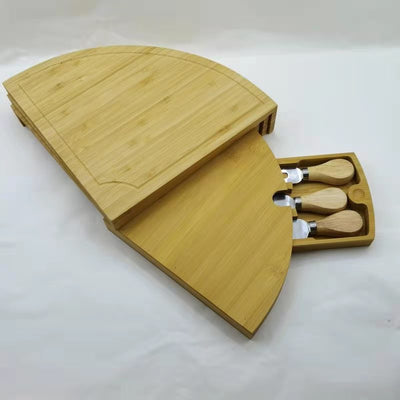 Juego de Tabla y Cuchillos para Queso en Bambú - Image 9