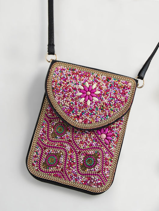 Bolsa Bohemia para Celular con Cuentas y Concha Marina - Image 21