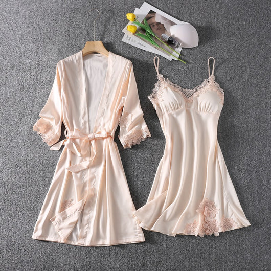 Camisón Corto Sensual con Tirante de Seda Helada y Soporte de Pecho - Image 24