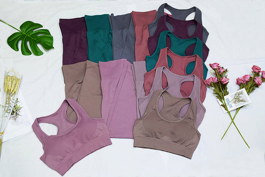Conjunto de Yoga sin Costuras con Levantamiento de Glúteos - Image 59