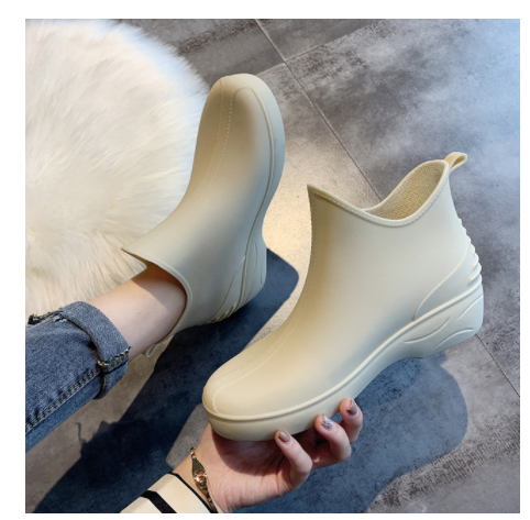 Botas Impermeables Cortas para Hombre con Suela Antideslizante - Image 8