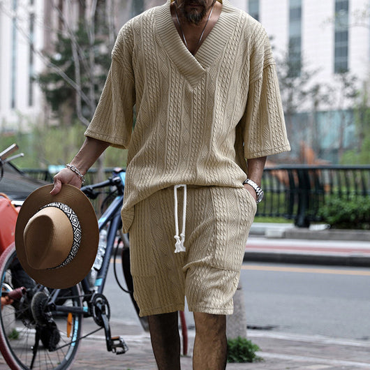 Conjunto de 2 Piezas Hombre: Playera Jacquard Cuello V Manga Corta + Shorts con Bolsillos - Image 7