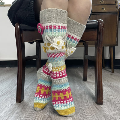 Calcetines Largos Retro Jacquard Tejidos a Mano - Estilo Ins para Mujer - Image 8
