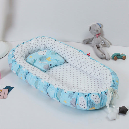 Almohada de Viaje Plegable para Cuna Portátil con Funda Lavable - Image 3