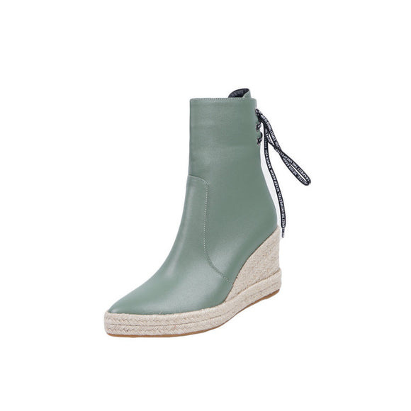 Botines Tejidos con Tacón Alto y Punta Afilada - Calidez y Elegancia