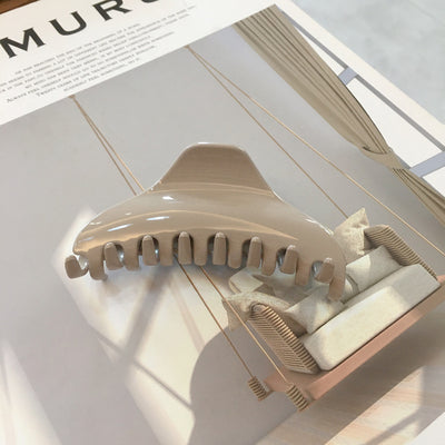 Pinza Geométrica de Acrílico Transparente para Trenzas - Image 4