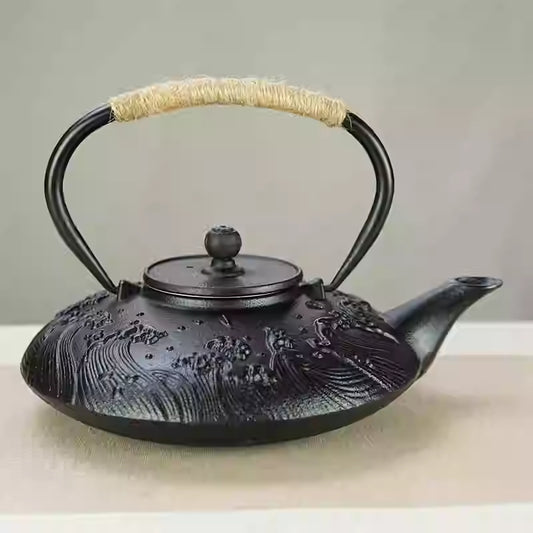 Tetera de Hierro Fundido Artesanal con Colador Integrado