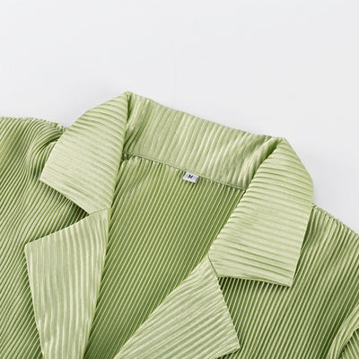 Conjunto Casual: Blusa Verde Manga Corta + Pantalón Plisado Talle Alto - Image 26