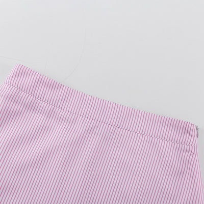 Traje Ejecutivo Mujer: Blusa Rayada con Cuello Solapa y Falda Entallada - Image 19