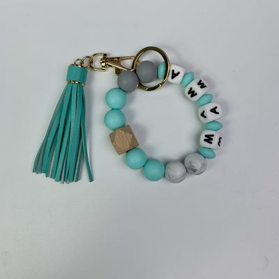 Set de Pulsera Llavero con Bolsa de Bolas de Pelo - Accesorios 4 en 1 - Image 68