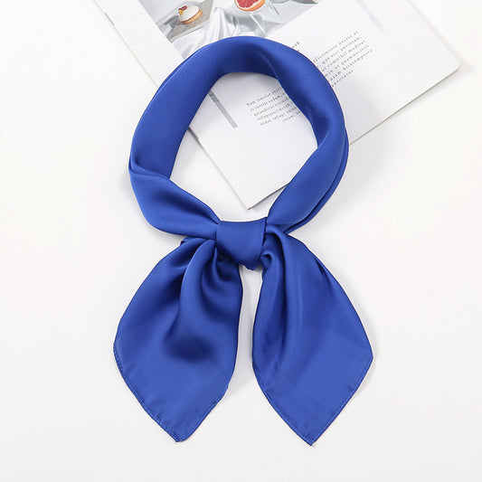 Pañuelo de Satén Liso Versátil y Elegante - Image 2