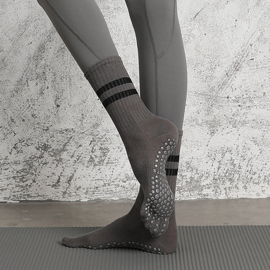 Calcetines Yoga Antideslizantes Profesionales Largos al por Mayor - Image 3