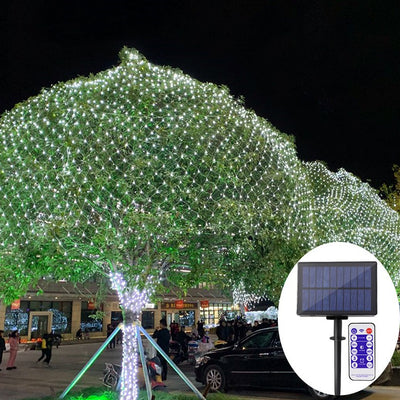 Luces Cascada Navideñas con Energía Solar