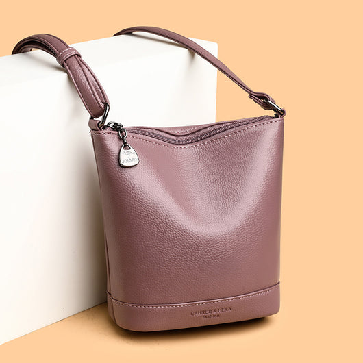 Bolso Crossbody de Cuero Premium para Mamá - Espacioso y Elegante - Image 4