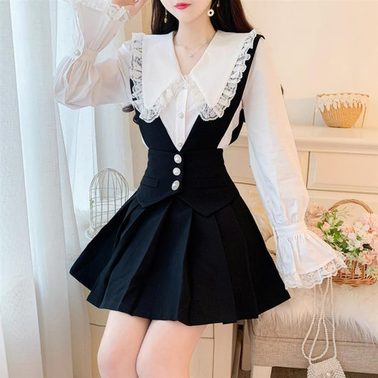 Blusa Preppy Encaje con Tirantes Plisados - Image 7