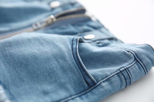 Shorts de Mezclilla Cintura Alta con Cierre Frontal y Ajuste Elástico - Image 11